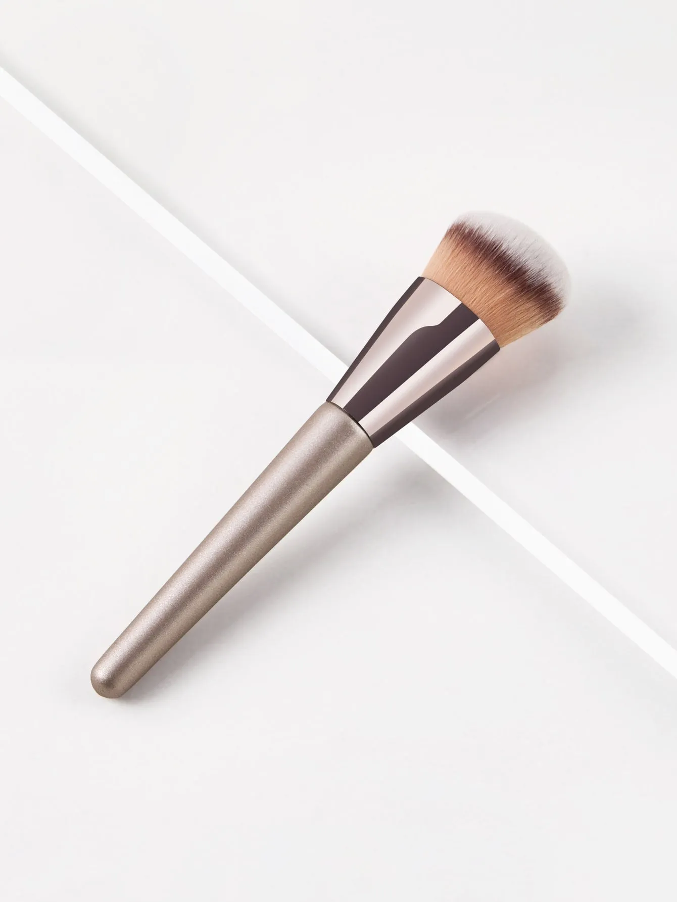 1pc Foundation Brush